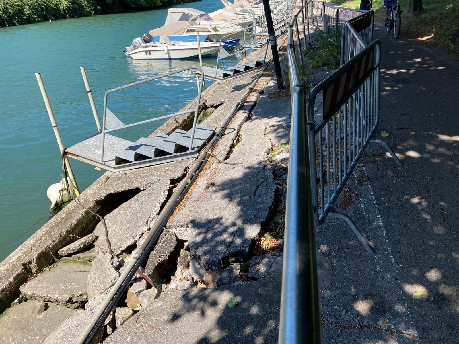 Immagine per Porticciolo di Canale Valentinis ancora in pessime condizione, l'accusa de La Sinistra